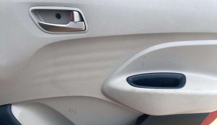 2019 Hyundai NEW SANTRO SPORTZ AMT, Petrol, Automatic, 30,447 km, Driver Side Door Panels Control