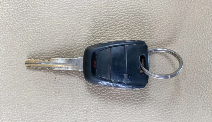 2019 Hyundai NEW SANTRO SPORTZ AMT, Petrol, Automatic, 30,447 km, Key Close Up