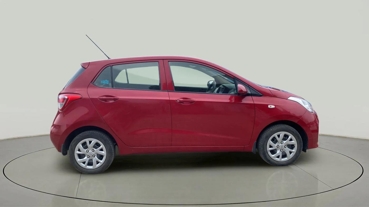 2017 Hyundai Grand i10 MAGNA 1.2 KAPPA VTVT, Petrol, Manual, 35,159 km, Right Side