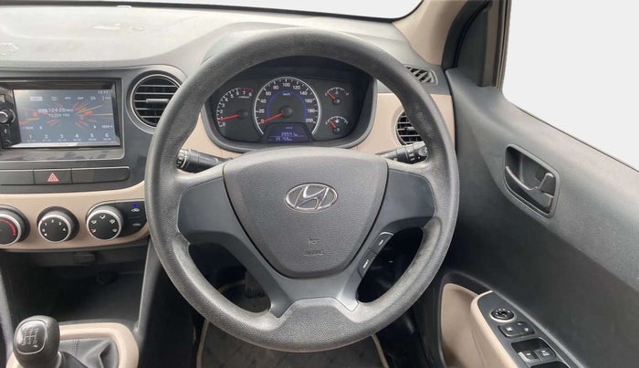 2017 Hyundai Grand i10 MAGNA 1.2 KAPPA VTVT, Petrol, Manual, 35,159 km, Steering Wheel Close Up