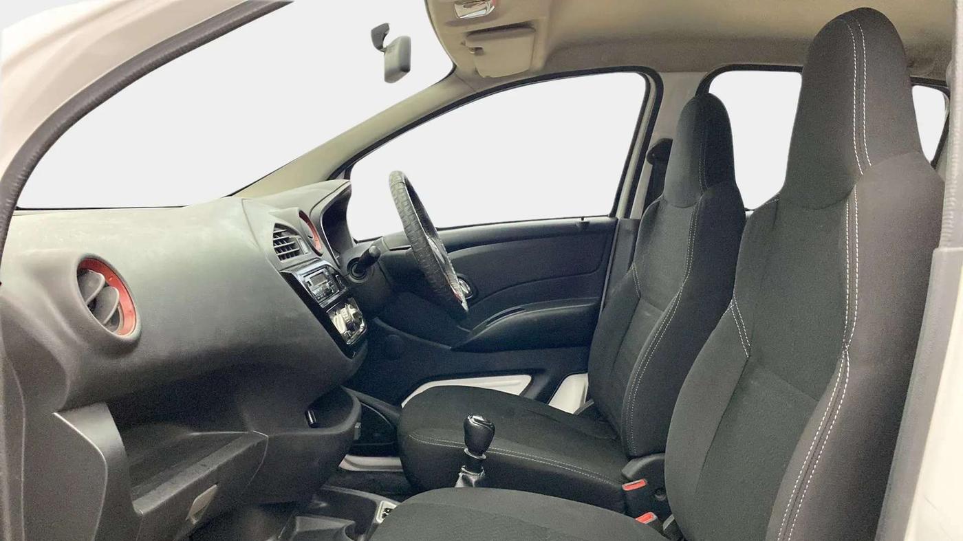2018 Datsun Redi Go T(O) 1.0L LIMITED EDITION, CNG, Manual, 63,593 km, Right Side Front Door Cabin