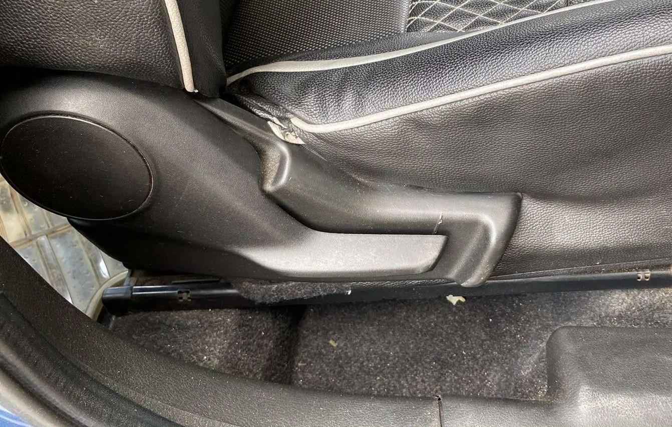2018 Maruti Baleno DELTA PETROL 1.2, Petrol, Manual, 84,762 km, Driver Side Adjustment Panel