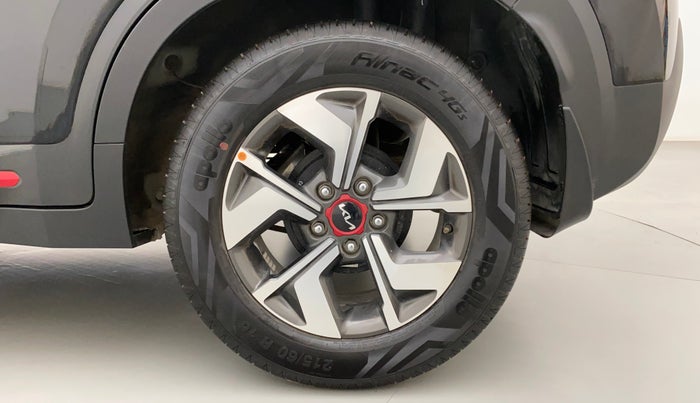 2023 KIA SONET GTX PLUS 1.5 AT, Diesel, Automatic, 10,137 km, Left Rear Wheel