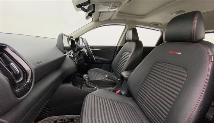 2023 KIA SONET GTX PLUS 1.5 AT, Diesel, Automatic, 10,137 km, Right Side Front Door Cabin