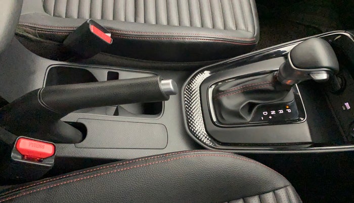 2023 KIA SONET GTX PLUS 1.5 AT, Diesel, Automatic, 10,137 km, Gear Lever