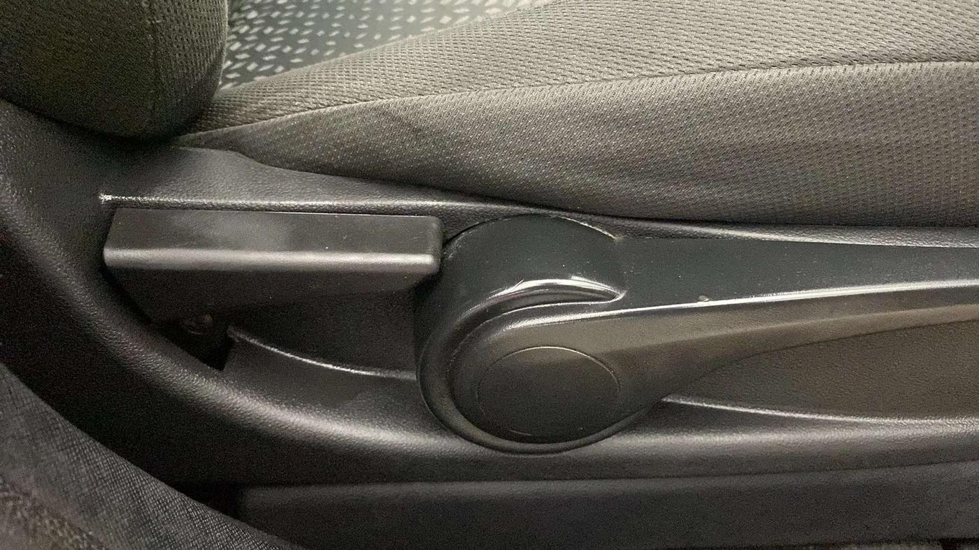 2019 Tata NEXON XZ PLUS PETROL, Petrol, Manual, 40,615 km, Driver Side Adjustment Panel