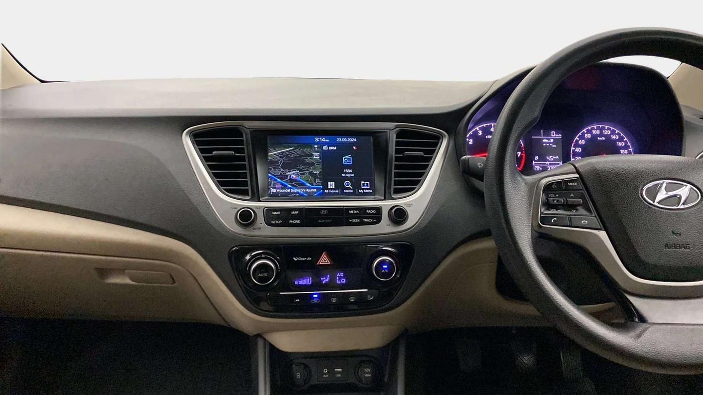 2017 Hyundai Verna 1.6 VTVT SX, Petrol, Manual, 99,461 km, Air Conditioner