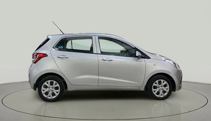 2016 Hyundai Grand i10 MAGNA 1.2 KAPPA VTVT, Petrol, Manual, 20,109 km, Right Side View