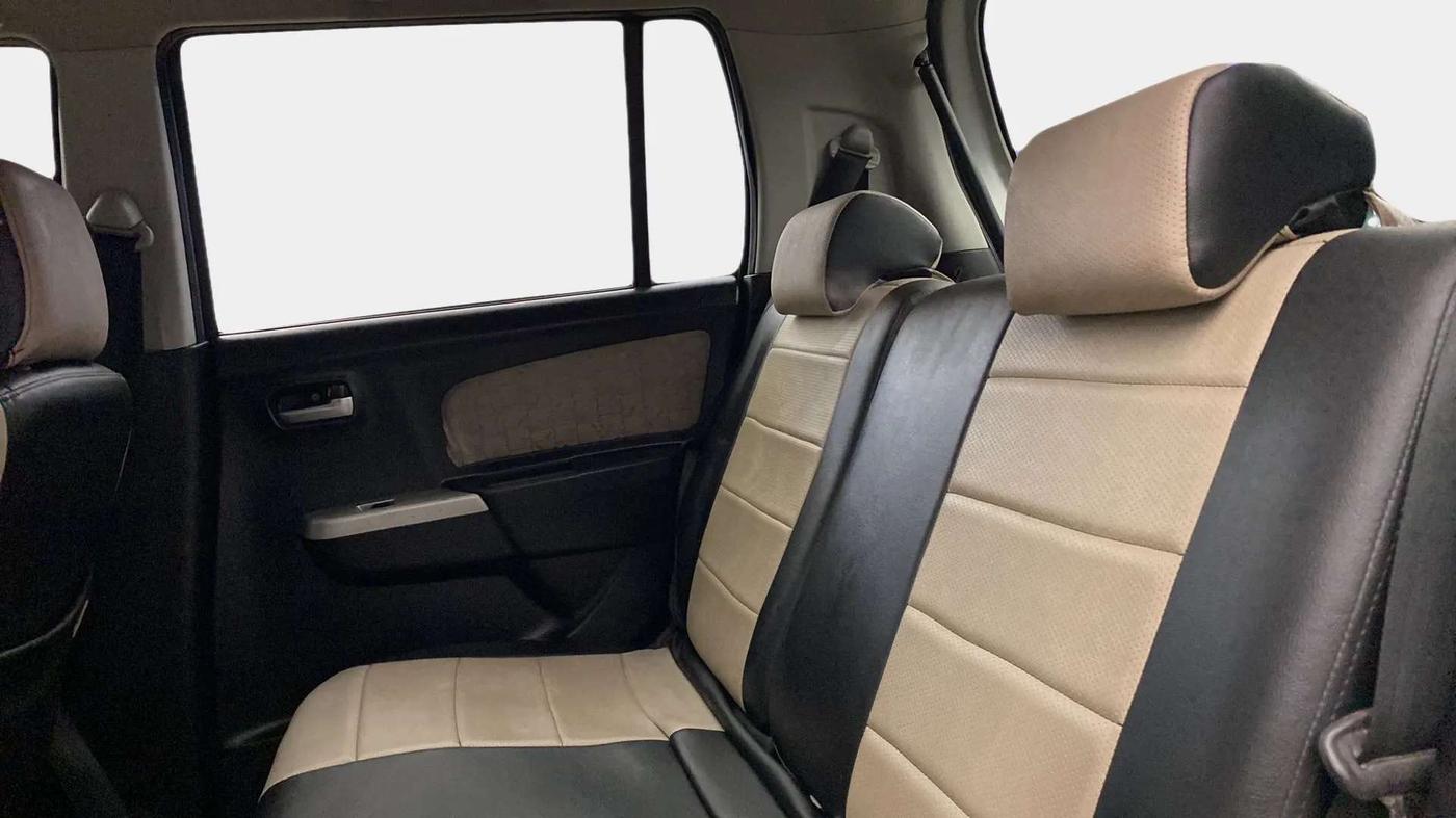 2013 Maruti Wagon R 1.0 VXI, Petrol, Manual, 30,293 km, Right Side Rear Door Cabin