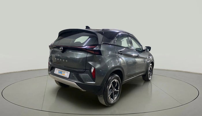 2024 Tata NEXON FEARLESS + SUNROOF DCA DUAL TONE 1.2 PETROL, Petrol, Automatic, 11,540 km, Right Back Diagonal