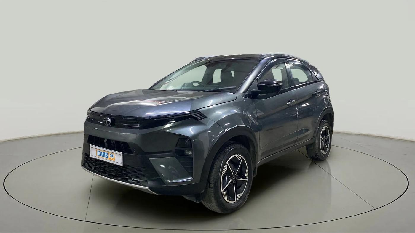2024 Tata NEXON FEARLESS + SUNROOF DCA DUAL TONE 1.2 PETROL, Petrol, Automatic, 11,540 km, Left Front Diagonal