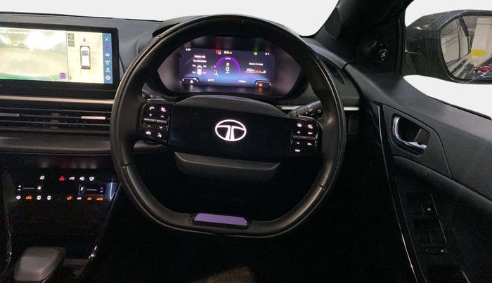 2024 Tata NEXON FEARLESS + SUNROOF DCA DUAL TONE 1.2 PETROL, Petrol, Automatic, 11,540 km, Steering Wheel Close Up