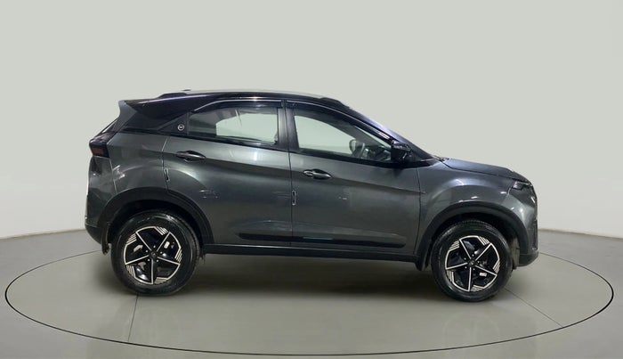 2024 Tata NEXON FEARLESS + SUNROOF DCA DUAL TONE 1.2 PETROL, Petrol, Automatic, 11,540 km, Right Side View