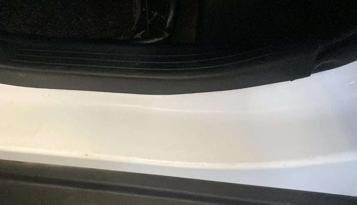2021 Hyundai VENUE S 1.2, Petrol, Manual, 13,971 km, Left running board - Minor scratches