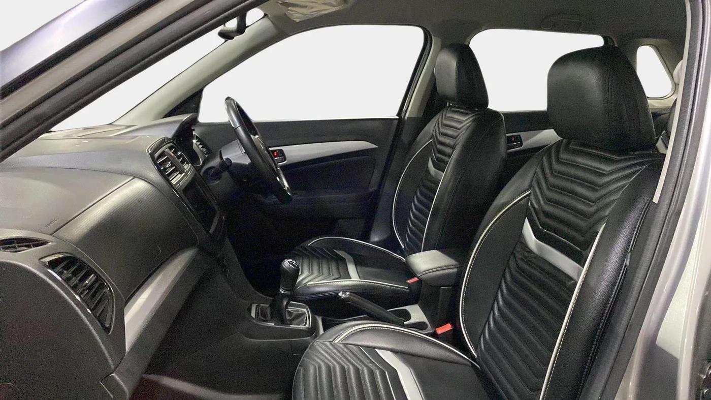 2022 Maruti Vitara Brezza ZXI PLUS, Petrol, Manual, 30,930 km, Right Side Front Door Cabin