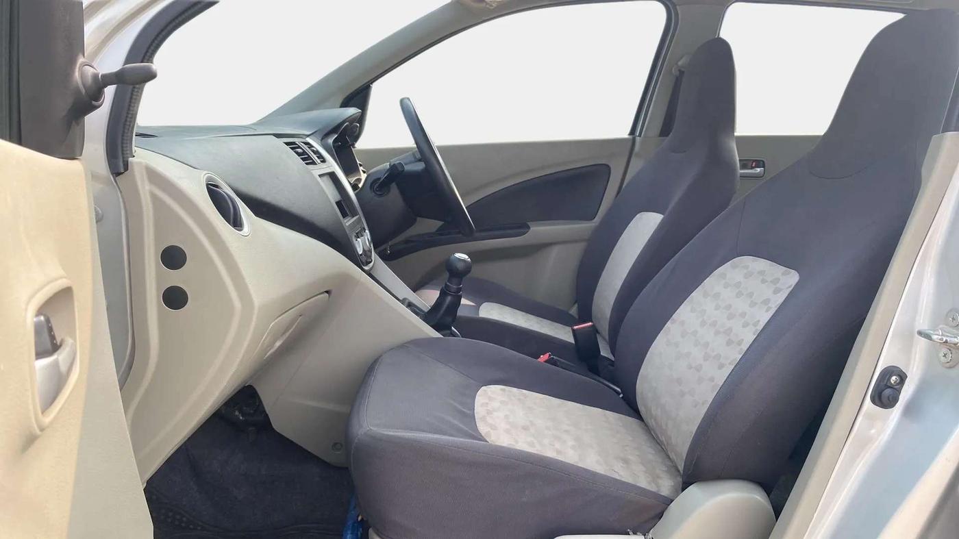 2015 Maruti Celerio VXI, Petrol, Manual, 71,495 km, Right Side Front Door Cabin