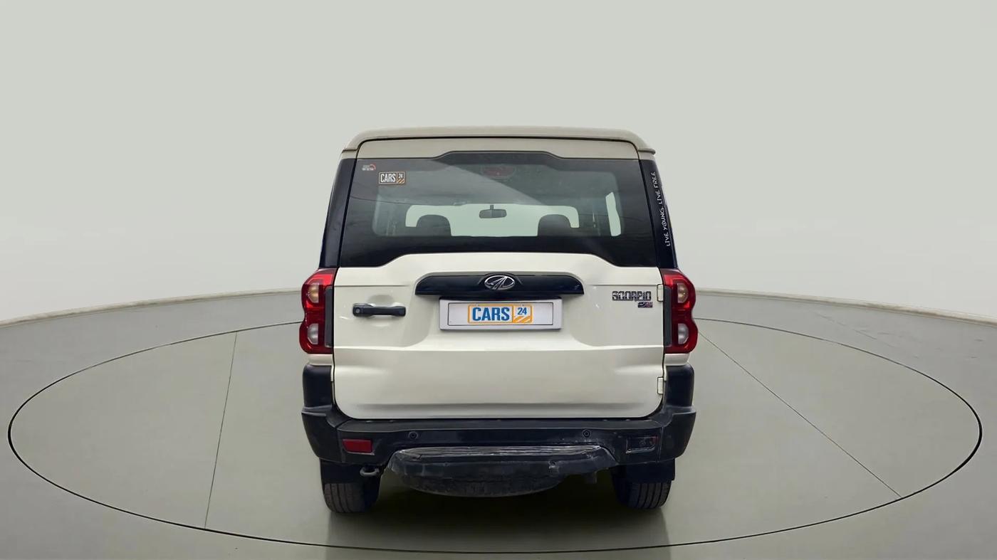 2021 Mahindra Scorpio S3 PLUS, CNG, Manual, 59,176 km, Back/Rear