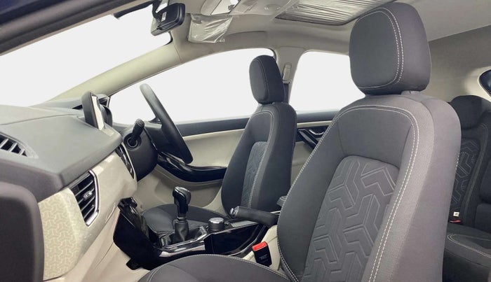 2022 Tata NEXON XZ PLUS (HS) PETROL, Petrol, Manual, 21,141 km, Right Side Front Door Cabin