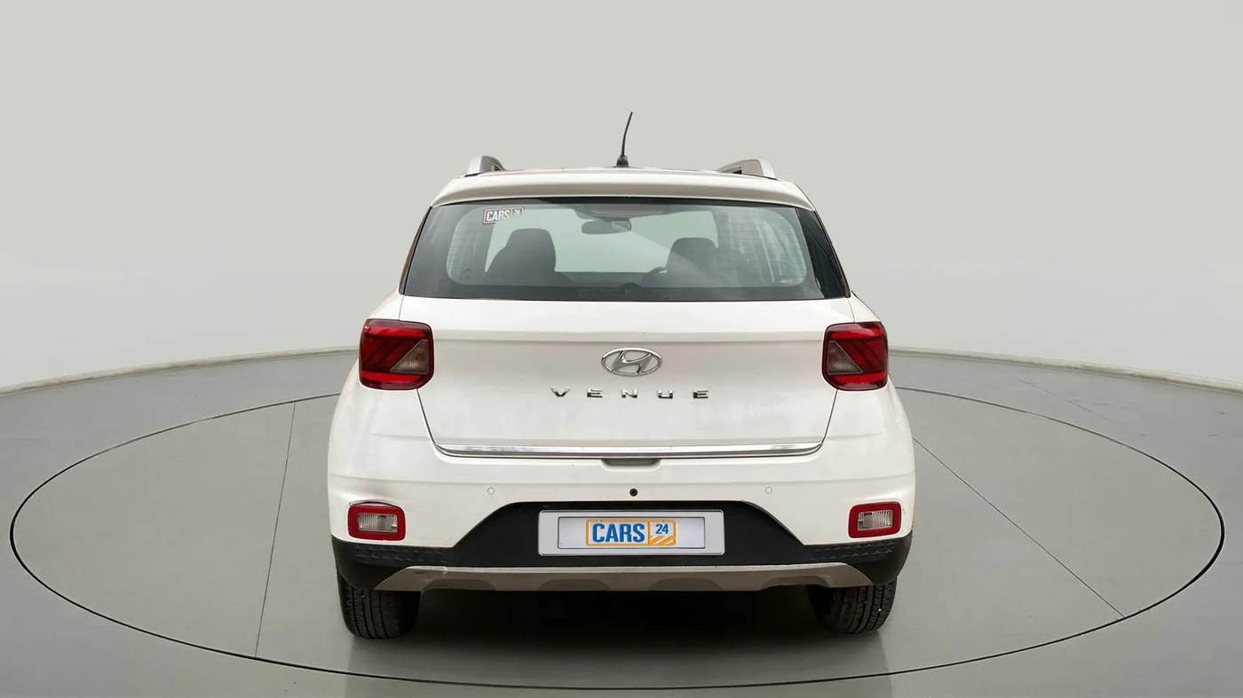 2020 Hyundai VENUE S 1.2, Petrol, Manual, 28,645 km, Back/Rear