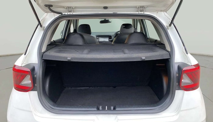 2020 Hyundai VENUE S 1.2, Petrol, Manual, 28,645 km, Boot Inside