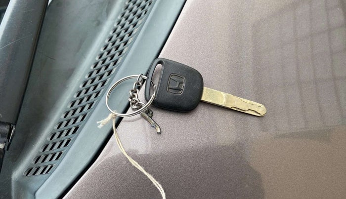 2015 Honda Amaze 1.2L I-VTEC S, Petrol, Manual, 48,266 km, Key Close Up