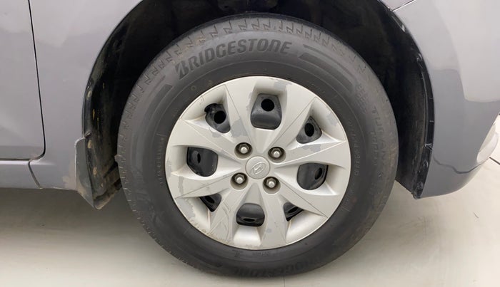 2019 Hyundai Elite i20 MAGNA PLUS 1.2, Petrol, Manual, 92,129 km, Right Front Wheel
