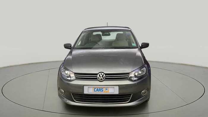 2013 Volkswagen Vento HIGHLINE 1.6 MPI, Petrol, Manual, 40,161 km, Front