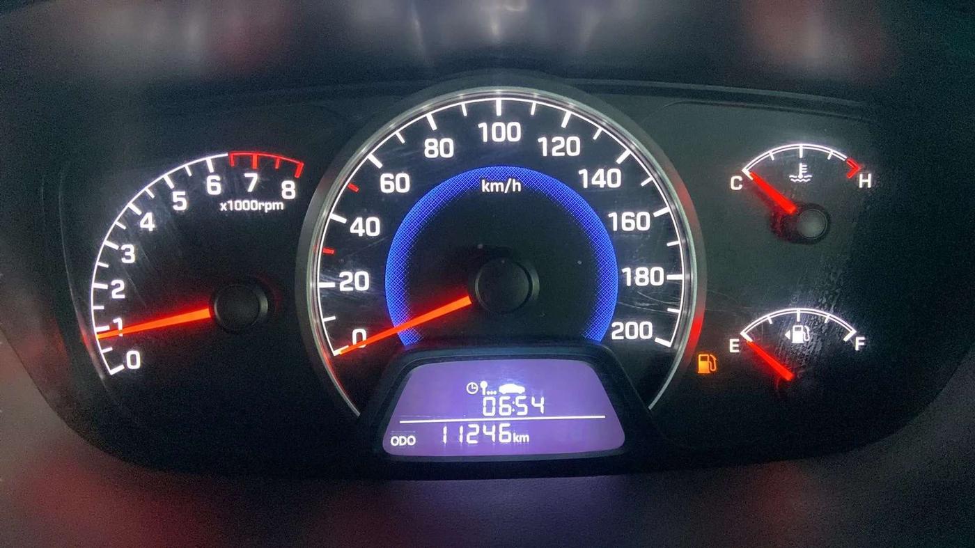 2015 Hyundai Grand i10 SPORTZ 1.2 KAPPA VTVT, Petrol, Manual, 11,269 km, Odometer Image