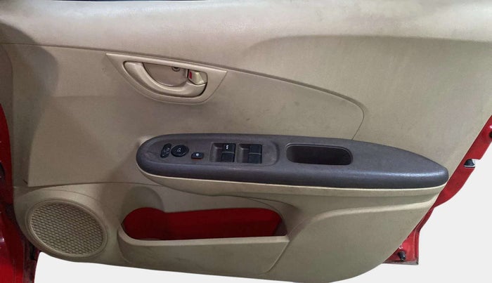 2013 Honda Brio S MT, Petrol, Manual, 96,298 km, Driver Side Door Panels Control