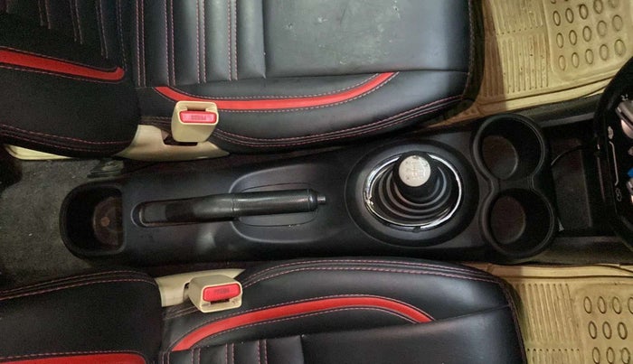 2013 Honda Brio S MT, Petrol, Manual, 96,298 km, Gear Lever