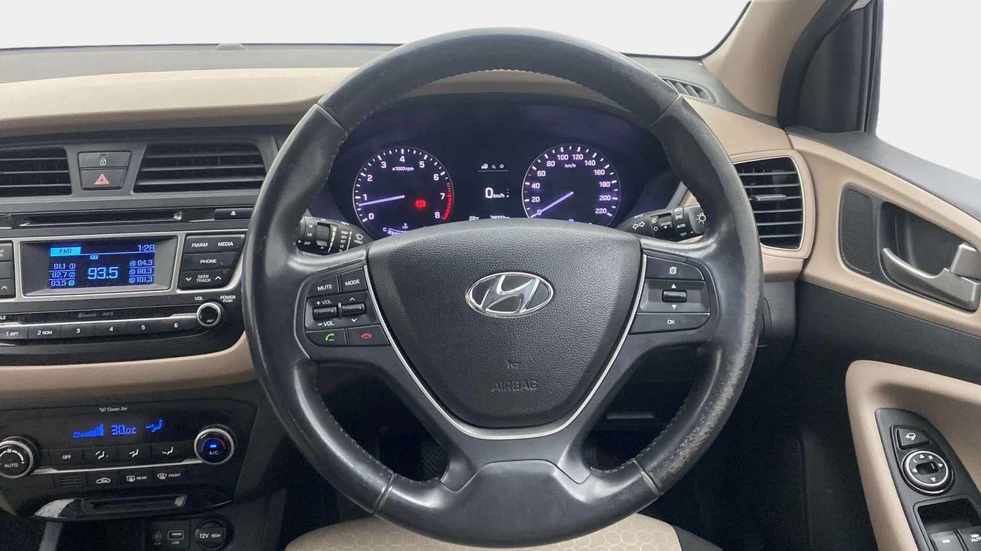 2015 Hyundai Elite i20 ASTA 1.2, Petrol, Manual, 78,993 km, Steering Wheel Close Up