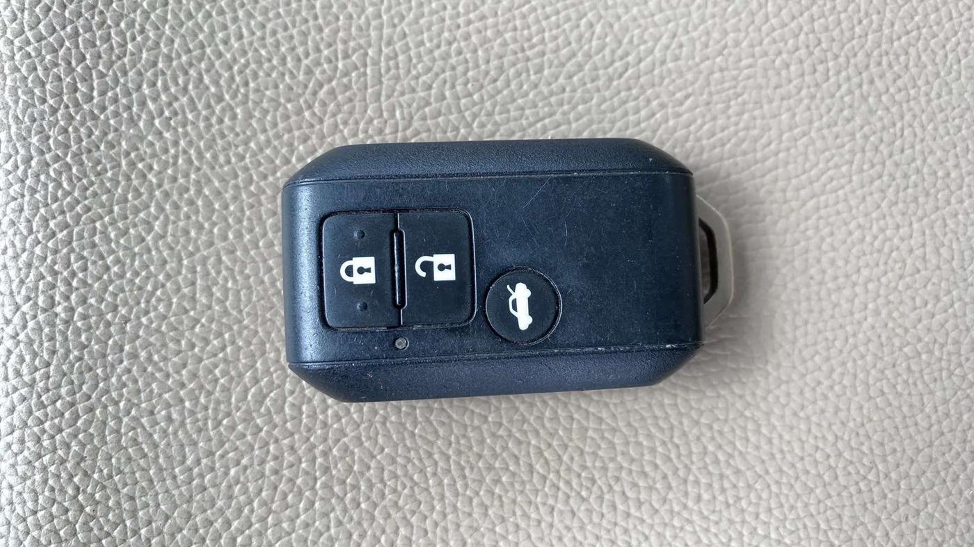 2023 Maruti Dzire ZXI Plus, Petrol, Manual, 13,861 km, Key Close Up