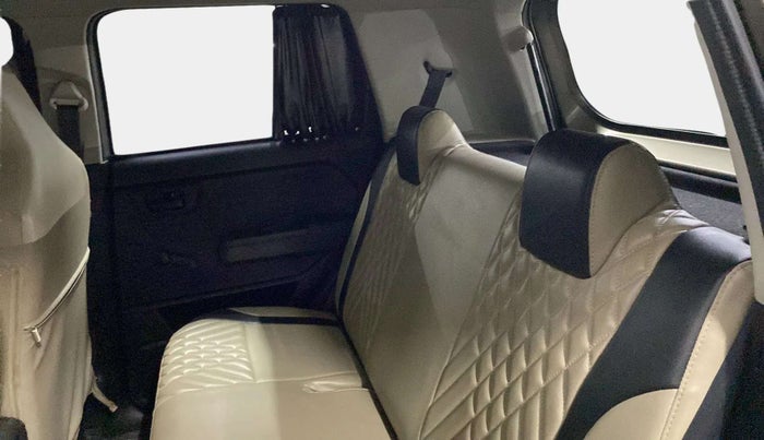 2020 Maruti New Wagon-R LXI CNG (O) 1.0, CNG, Manual, 73,765 km, Right Side Rear Door Cabin