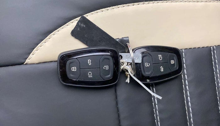 2022 Tata TIGOR XZ PLUS CNG, CNG, Manual, 41,100 km, Key Close Up