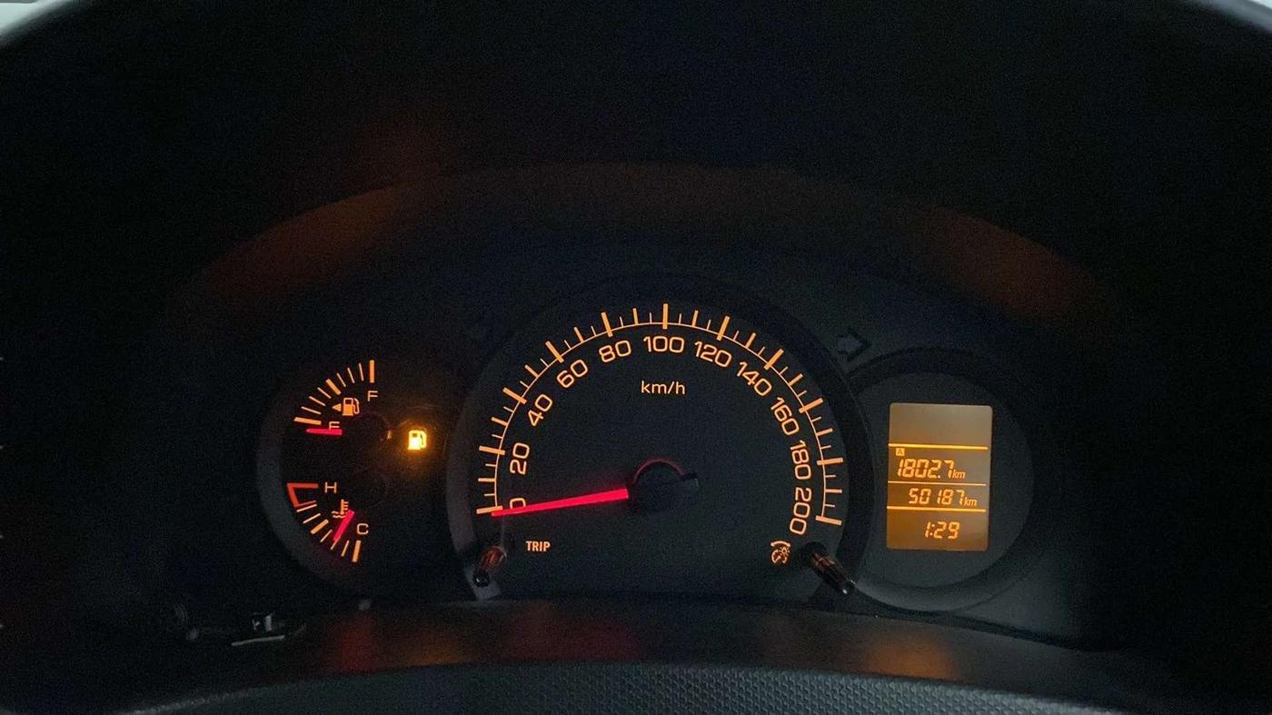 2016 Maruti Swift LXI (O), Petrol, Manual, 50,176 km, Odometer Image