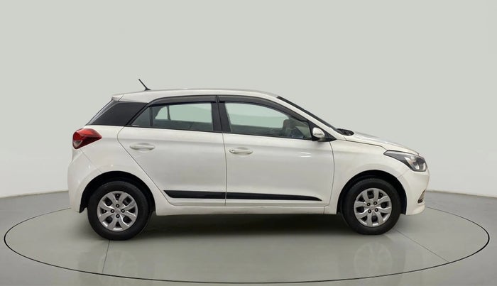 2015 Hyundai Elite i20 SPORTZ 1.2, Petrol, Manual, 48,880 km, Right Side View