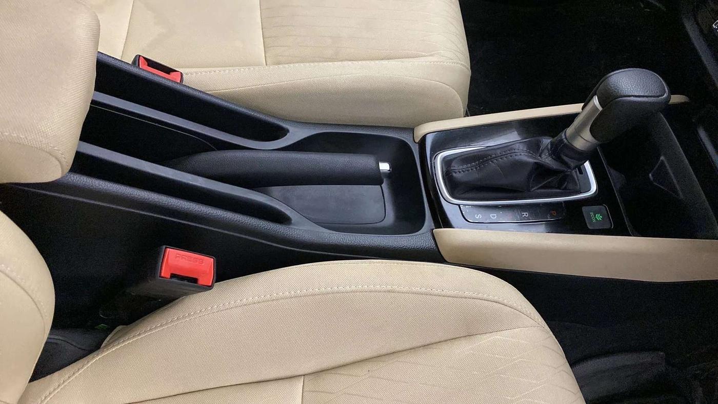 2022 Honda City 1.5L I-VTEC V CVT 5TH GEN, Petrol, Automatic, 9,308 km, Gear Lever