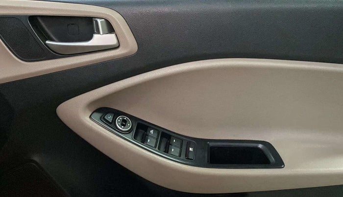 2015 Hyundai Elite i20 ASTA 1.2, Petrol, Manual, 40,078 km, Driver Side Door Panels Control