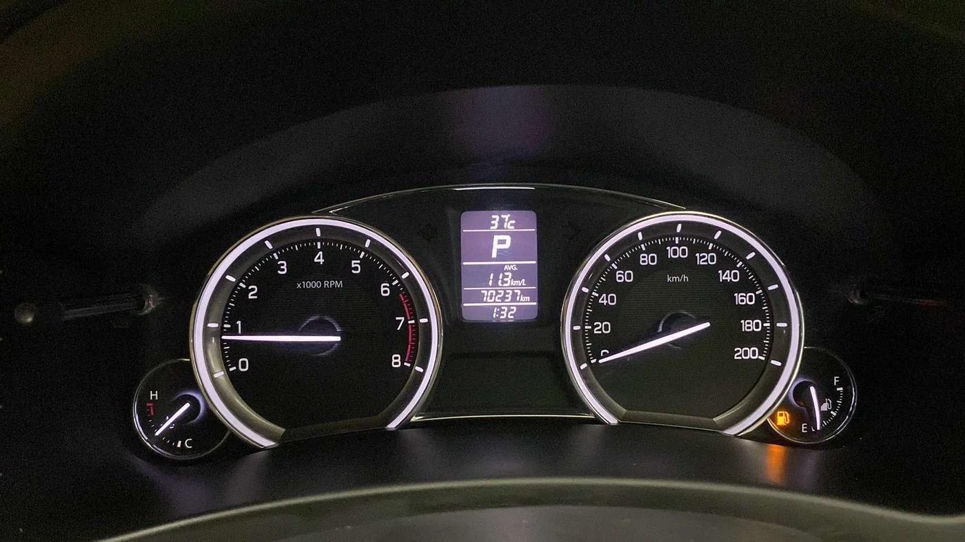 2015 Maruti Ciaz VXI+AT, Petrol, Automatic, 70,401 km, Odometer Image