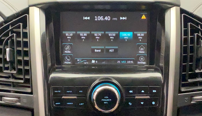 2018 Mahindra XUV500 W11 (O) AWD AT, Diesel, Automatic, 52,734 km, Infotainment System