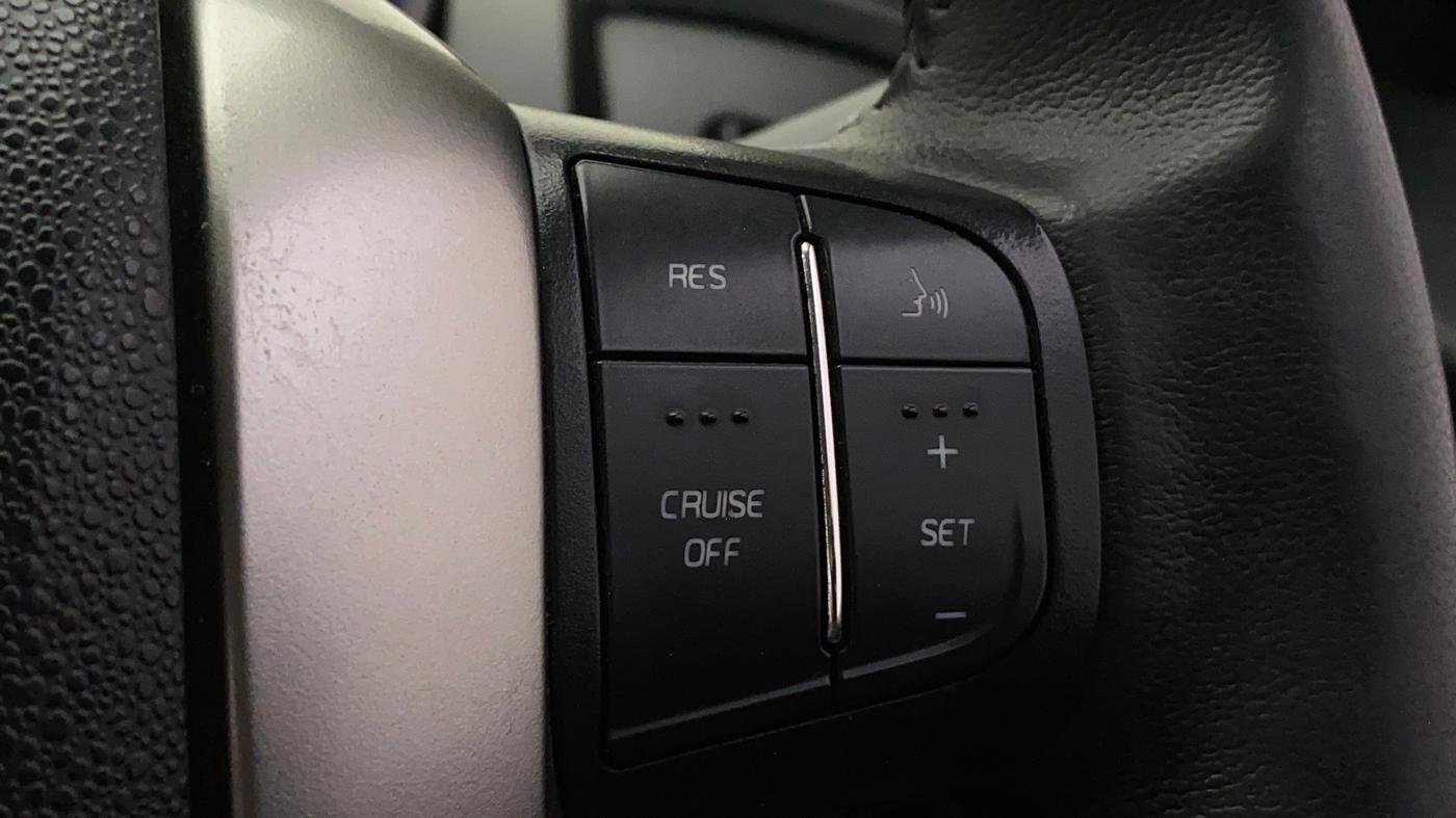 2018 Mahindra XUV500 W11 (O) AWD AT, Diesel, Automatic, 52,734 km, Adaptive Cruise Control