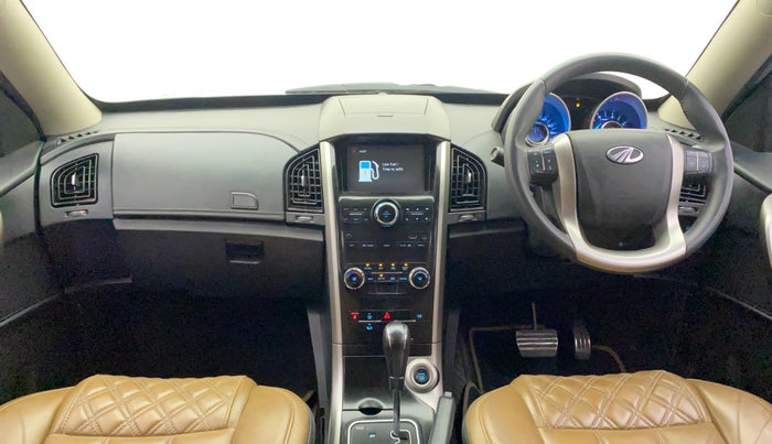 2018 Mahindra XUV500 W11 (O) AWD AT, Diesel, Automatic, 52,734 km, Dashboard