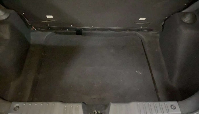 2021 Tata ALTROZ XE PETROL, Petrol, Manual, 39,675 km, Boot Inside