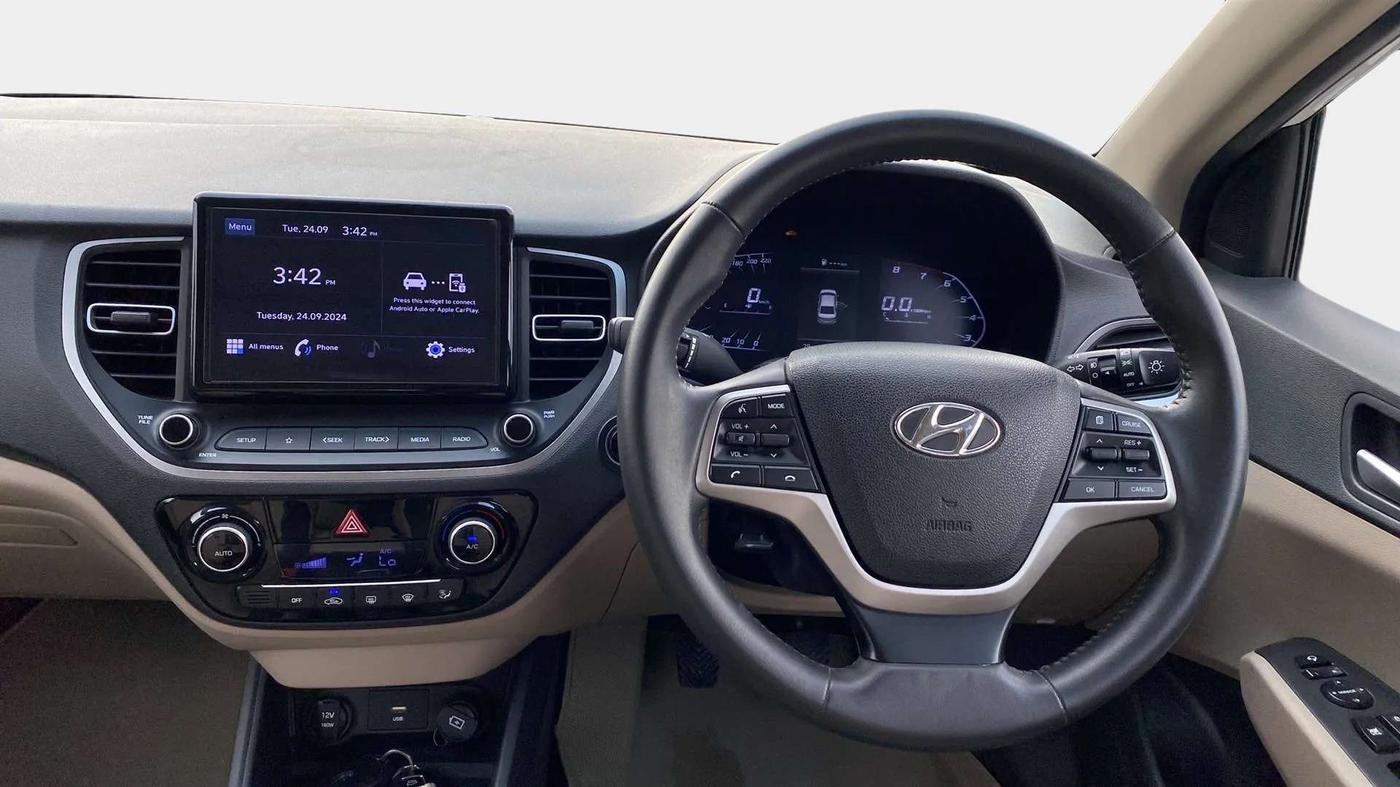 2021 Hyundai Verna SX 1.5 VTVT, Petrol, Manual, 29,146 km, Steering Wheel Close Up