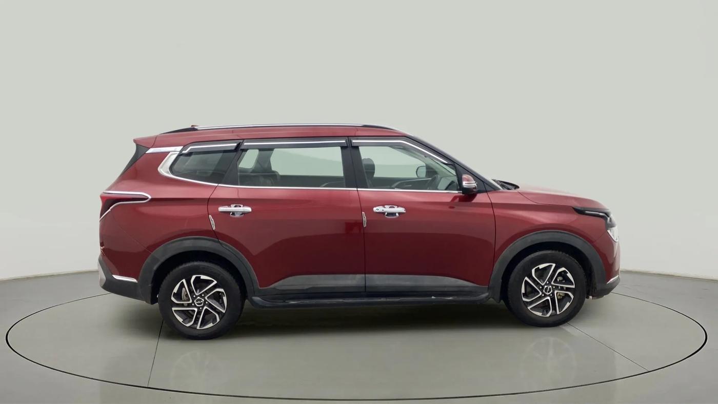 2022 KIA CARENS PRESTIGE PLUS 1.4 PETROL 7 STR, Petrol, Manual, 12,500 km, Right Side View