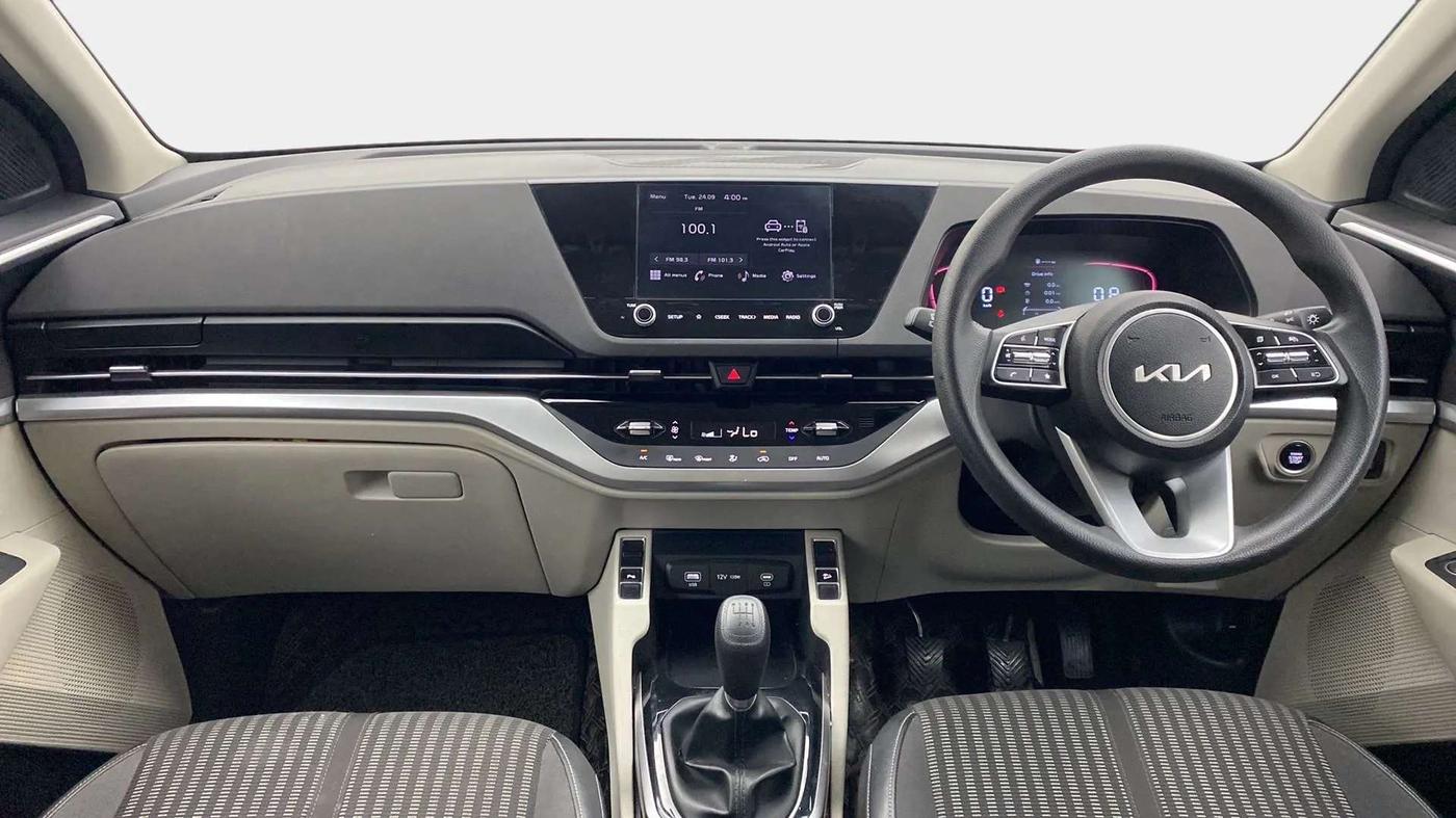 2022 KIA CARENS PRESTIGE PLUS 1.4 PETROL 7 STR, Petrol, Manual, 12,500 km, Dashboard