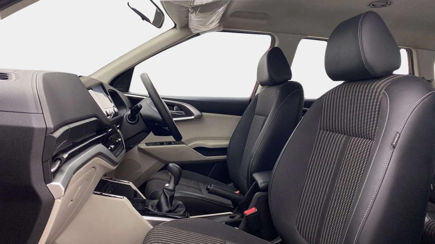 2022 KIA CARENS PRESTIGE PLUS 1.4 PETROL 7 STR, Petrol, Manual, 12,500 km, Right Side Front Door Cabin