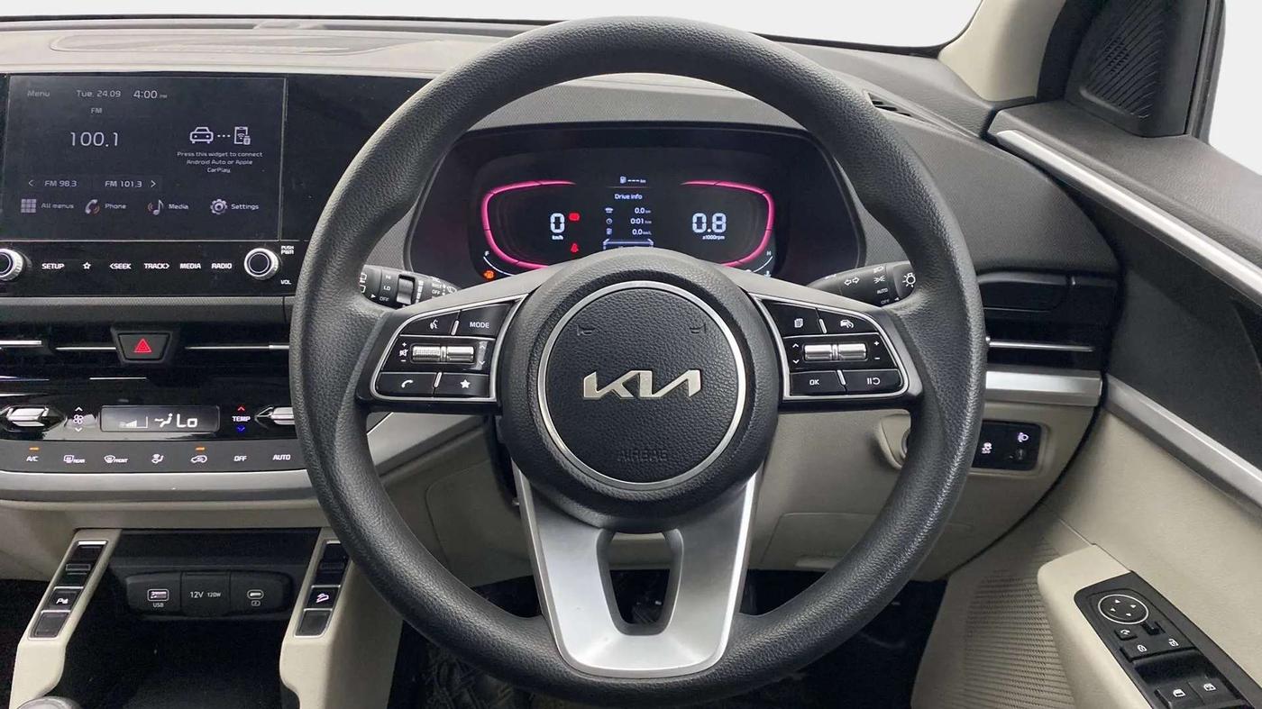 2022 KIA CARENS PRESTIGE PLUS 1.4 PETROL 7 STR, Petrol, Manual, 12,500 km, Steering Wheel Close Up