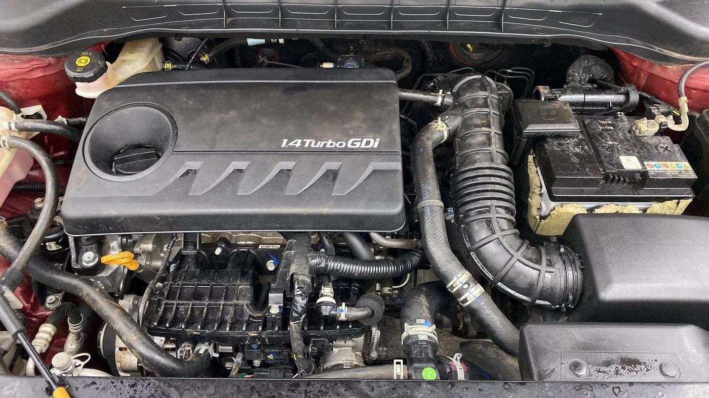 2022 KIA CARENS PRESTIGE PLUS 1.4 PETROL 7 STR, Petrol, Manual, 12,500 km, Open Bonet