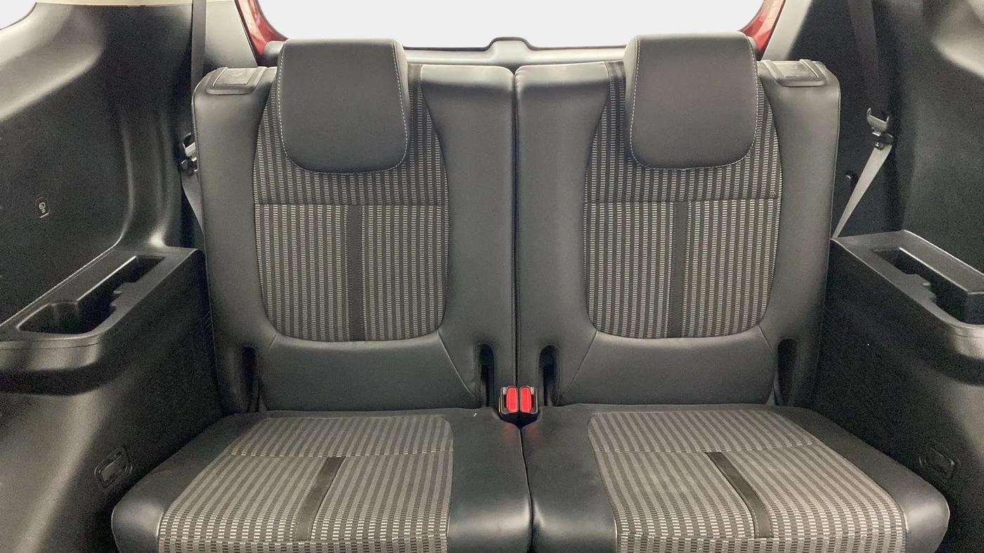 2022 KIA CARENS PRESTIGE PLUS 1.4 PETROL 7 STR, Petrol, Manual, 12,500 km, Third Seat Row ( optional )